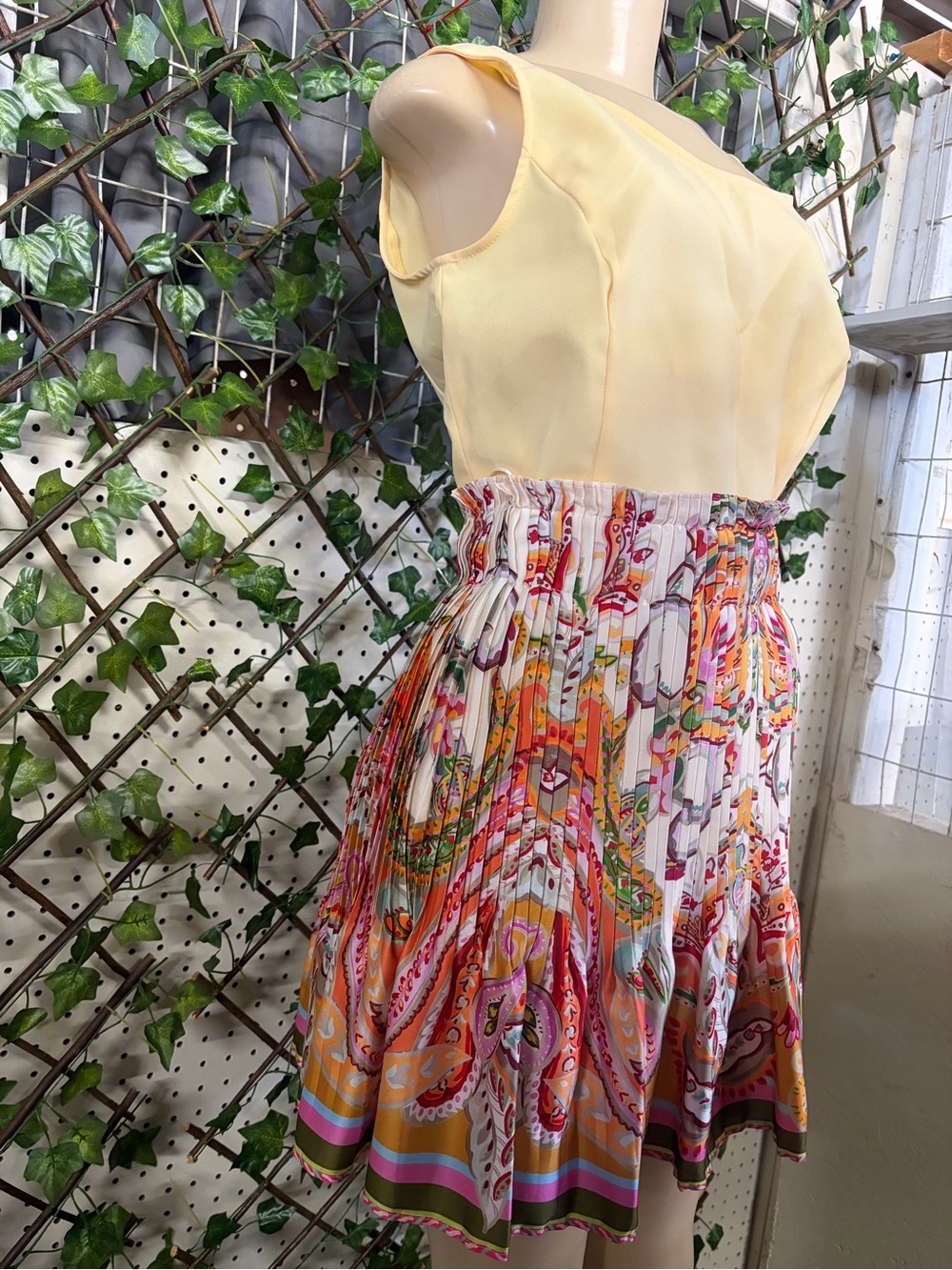 ANTONIO MELANI  with Multicolor Pleated Paisley Skirt